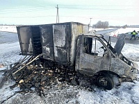 В Тюменской области два автомобиля сгорели после ДТП