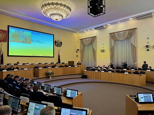 Проделана колоссальная работа: депутаты Тюменской облдумы оценили отчет Александра Моора о деятельности правительства