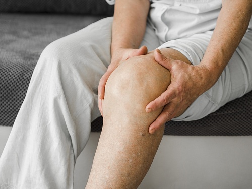 Физкультура и продукты против артрита: что поможет сохранить здоровье суставов